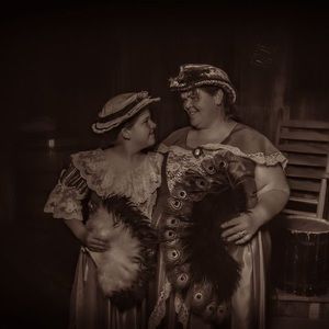 Meet your Posher, Marie